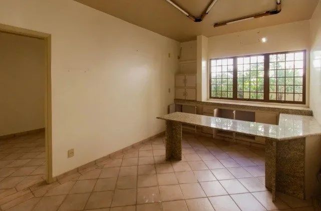 EXCELENTE IMOVÉL JÁ ADAPTADO PARA CLÍNICA ! ! - Foto 4