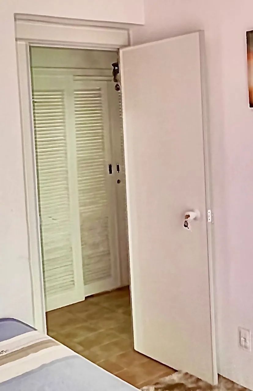 Porta em Eucatex 