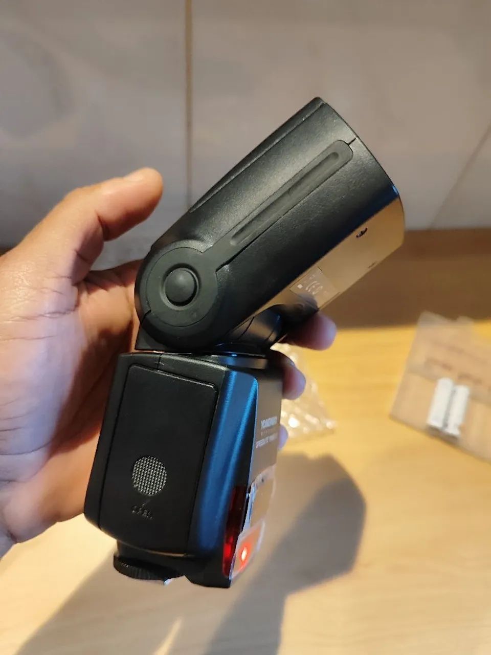 Flash Universal Youngnuo YN560III  - Foto 4