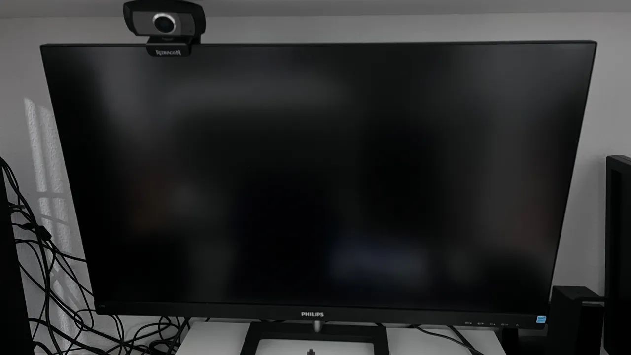Monitor Phillips 27 polegadas 4K super novo