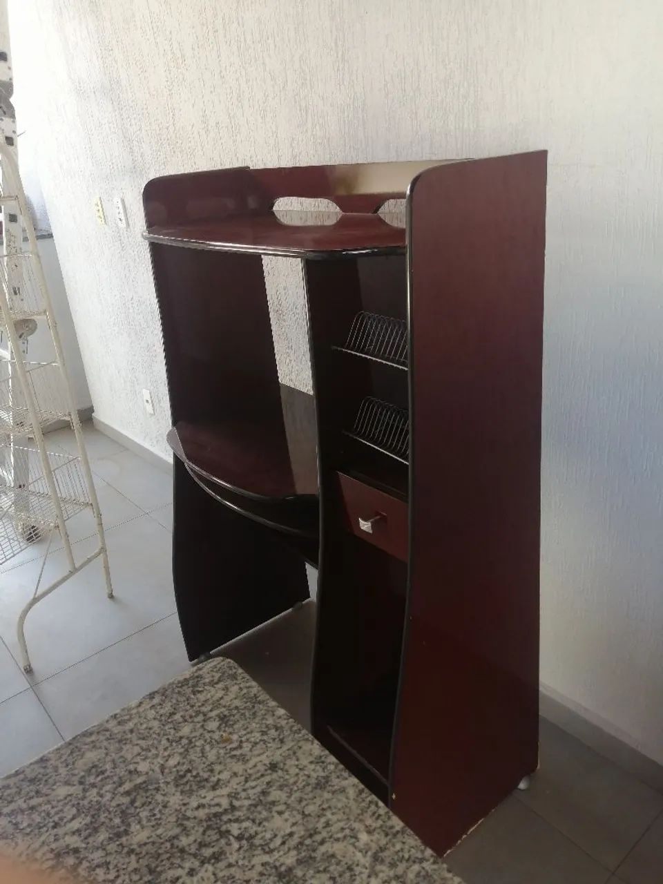 Mesa para computador, ótimo estado 
