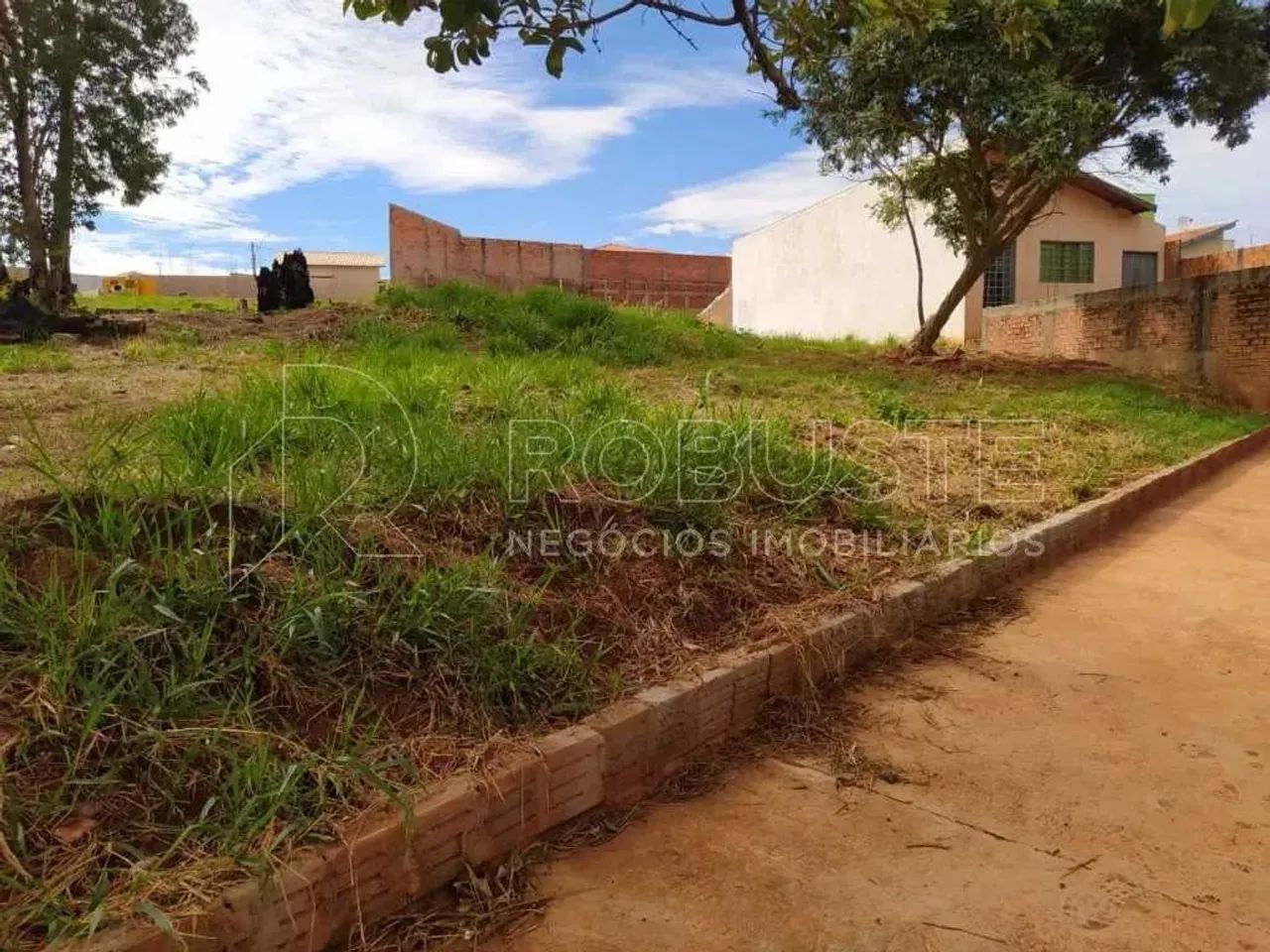 Venda de Terreno / Lote na cidade de São Manuel - Foto 2