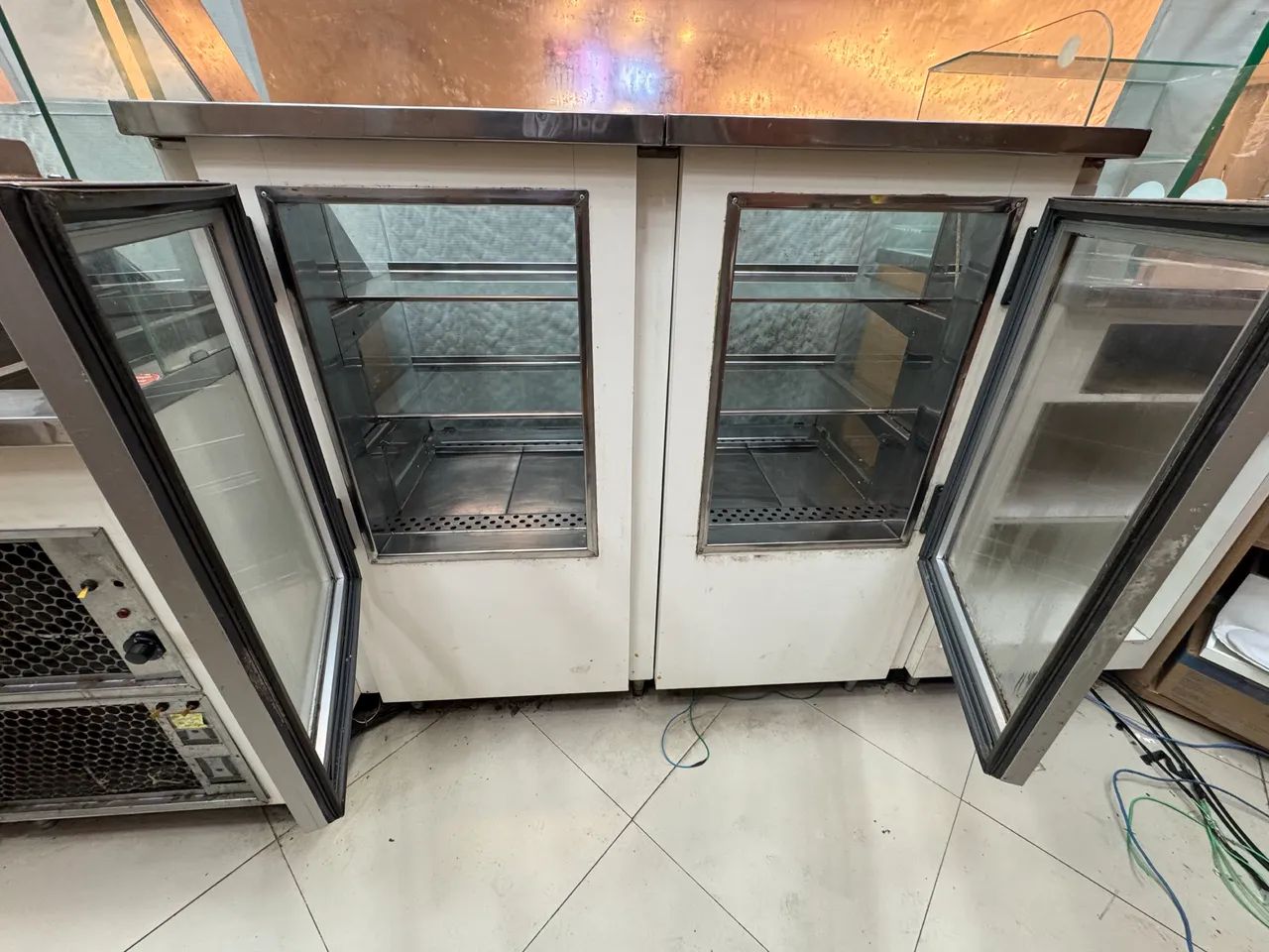 Expositor de alimentos. Balcão frio, quente, refrigerado e caixa.  - Foto 3