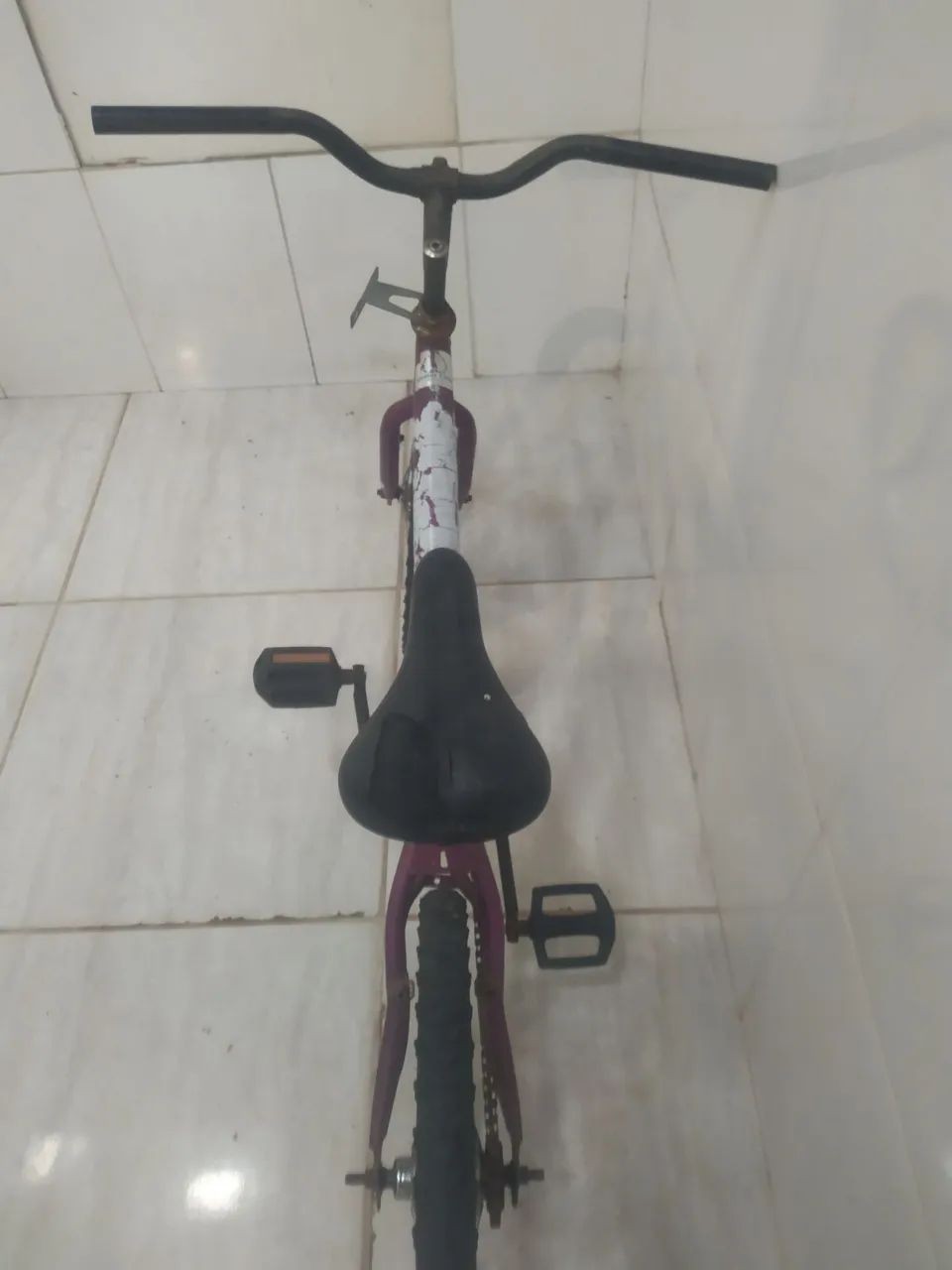 Bicicleta infantil algumas marcas de uso - Foto 3