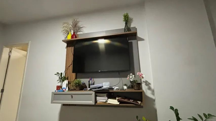TV 43 POLEGADAS E O PAINEL - Foto 2