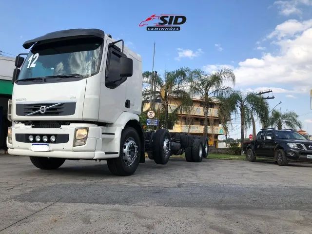 VOLVO 270 2012  - Foto 5