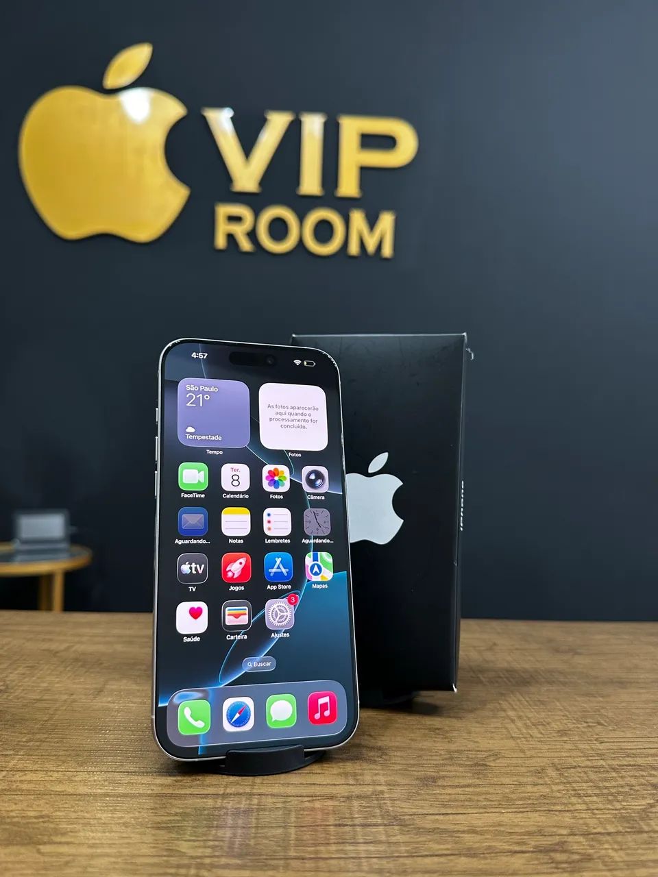 iPhone 16 Pro Max 256gb branco semi novo impecável  - Foto 5