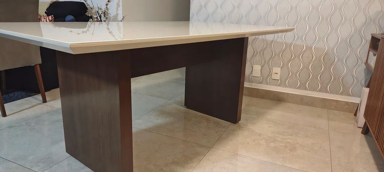 Mesa 1,80 x 1,00 com 6 cadeiras - Foto 2