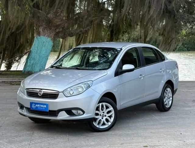 Fiat Grand Siena Grand Siena ESSENCE Dual. 1.6 Flex 16V 2015
