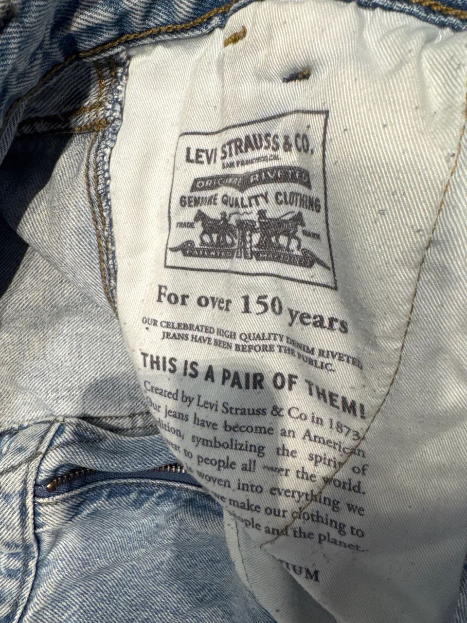 Calça jeans claro Levis com bolsos laterais 40 - Foto 5