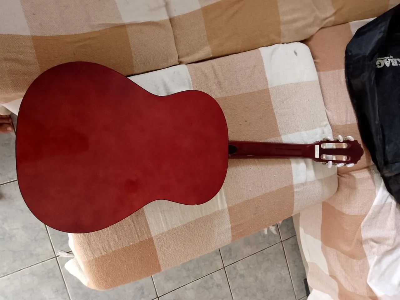 Vendo violão 450 reais - Foto 4