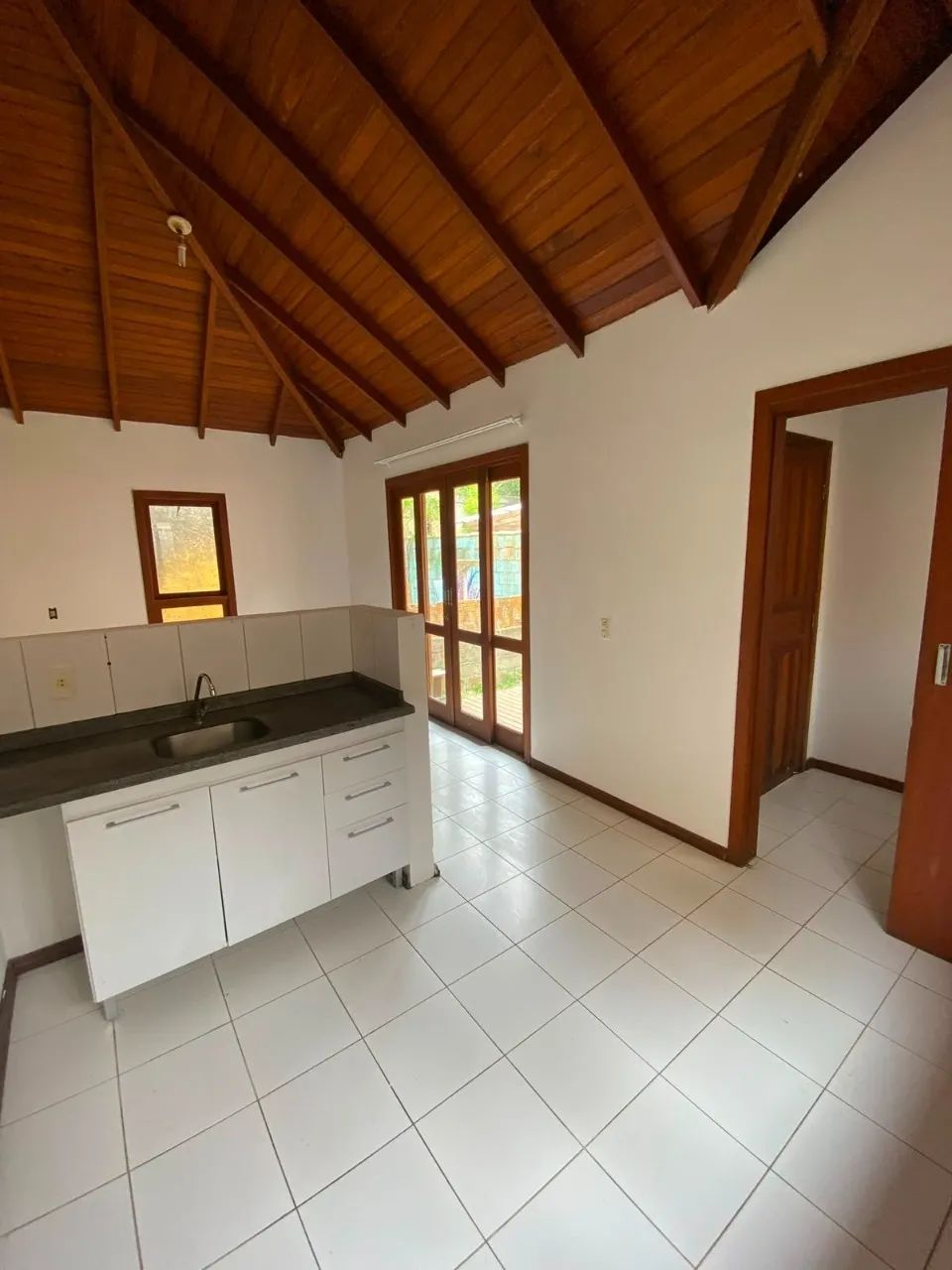 Casa de 2 quartos com quintal no Rio Tavares - Foto 2