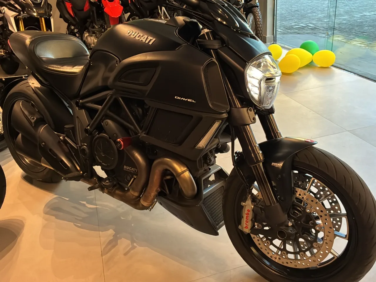 Motos Ducati Diavel 2015 no Brasil