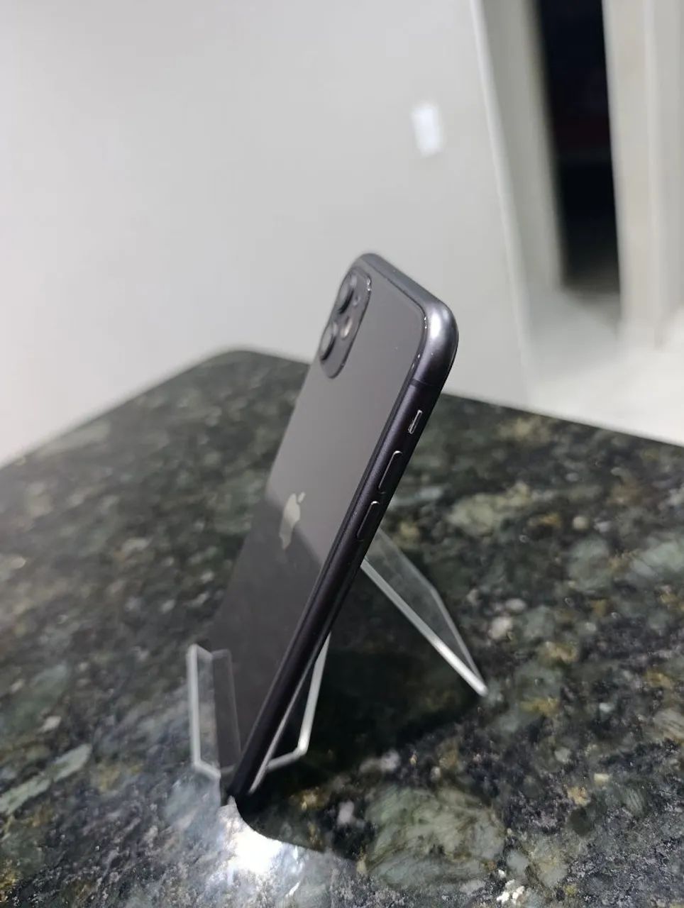 iPhone 11 128 GB  - Foto 2