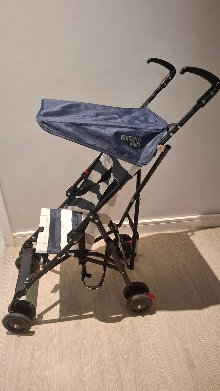 Carrinho Estilo Guarda Chuva Multikids
