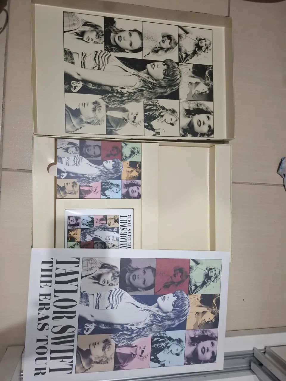 box/caixa taylor swif the eras tour VIP  - Foto 2