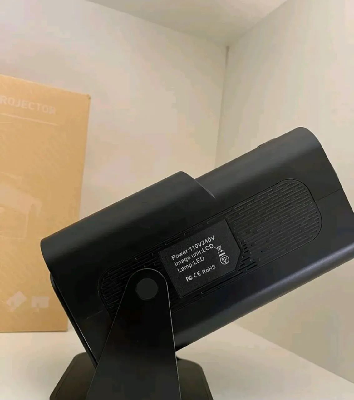 Projetor Novos Android integrado Hy320 Mini Portátil Smart  - Foto 2