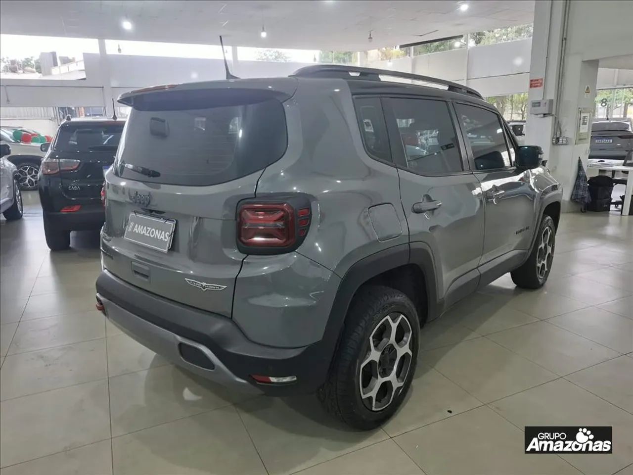 Jeep Renegade Trailhawk T270 1.3 TB Flex Aut., foto 4 de 20