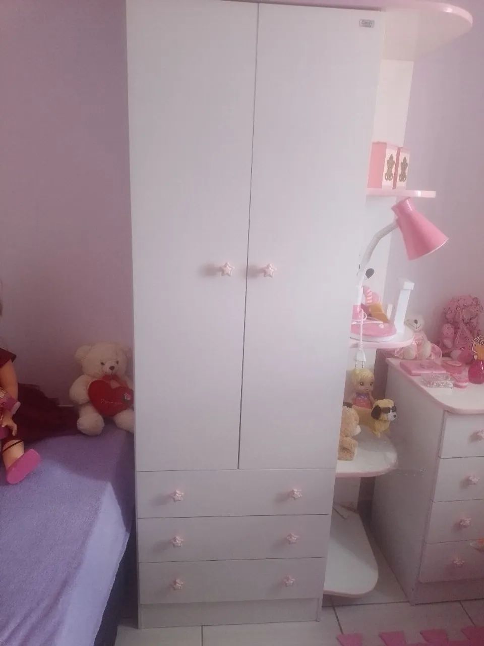 Guarda roupa e cômoda infantil 