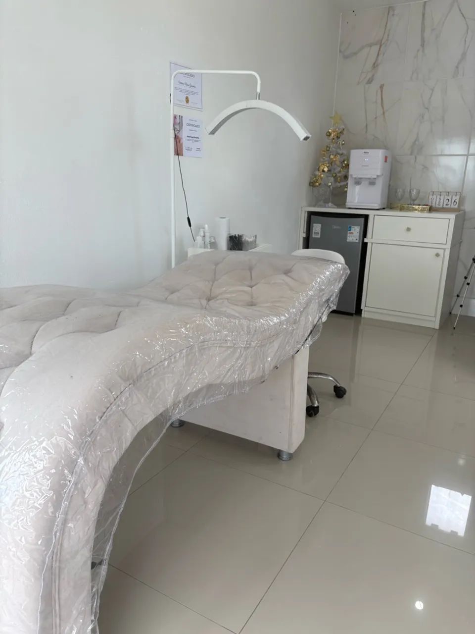 Maca luxo + luminária meia lua