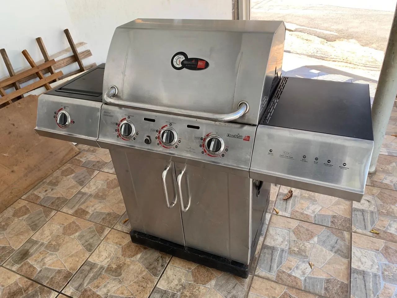Churrasqueira charbroil