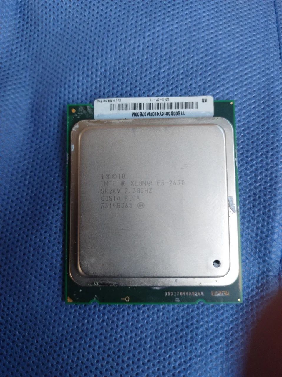 Vendo processador Xeon  E5 _ 2630.  