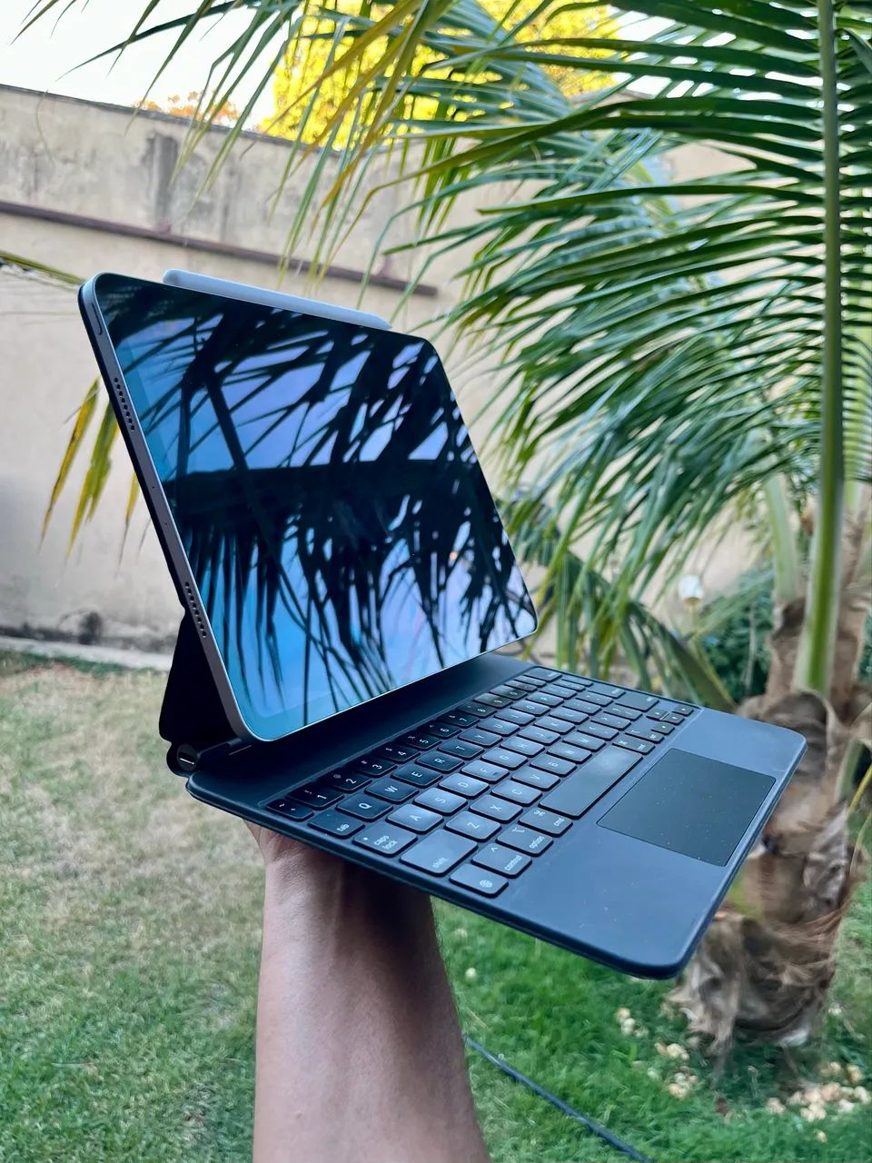 iPad Pro M2 256gb com Magic Keyboard e Pencil 2 aceito cartão e entrego - Foto 2