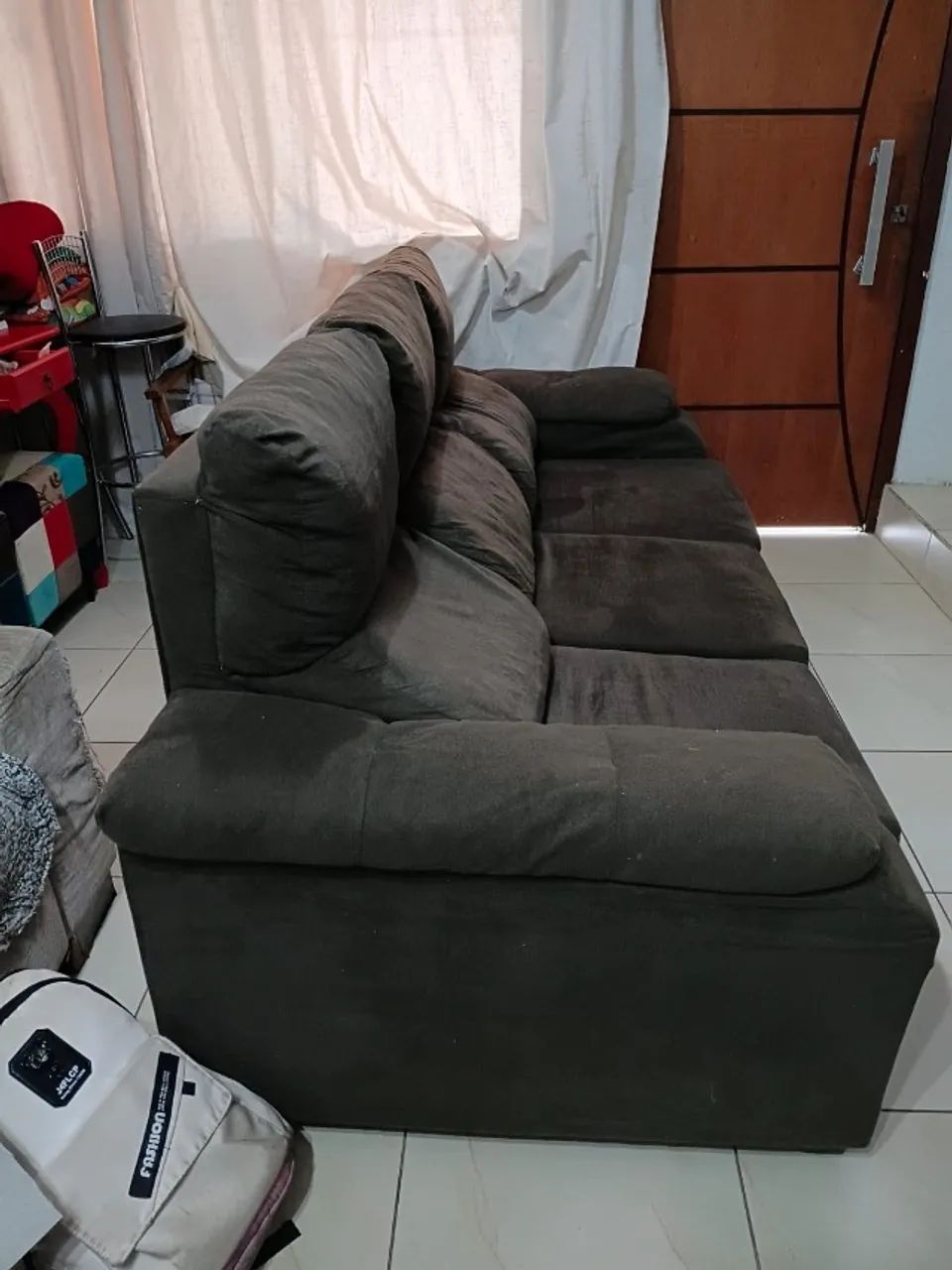 Sofá 3 lugares bom estado  - Foto 3