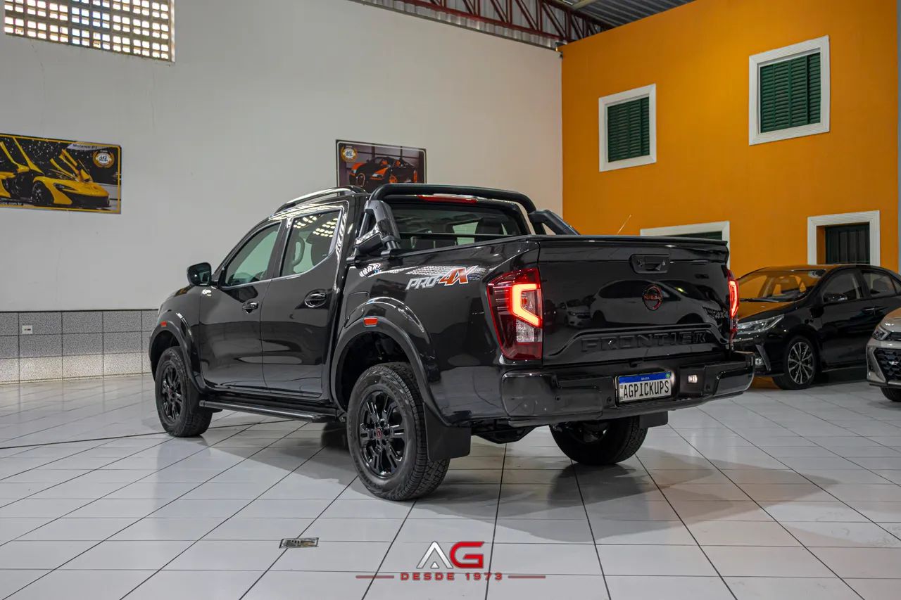 Nissan Frontier PRO4X CD 4x4 2.3 Bi-TB Die. Aut, foto 17 de 20