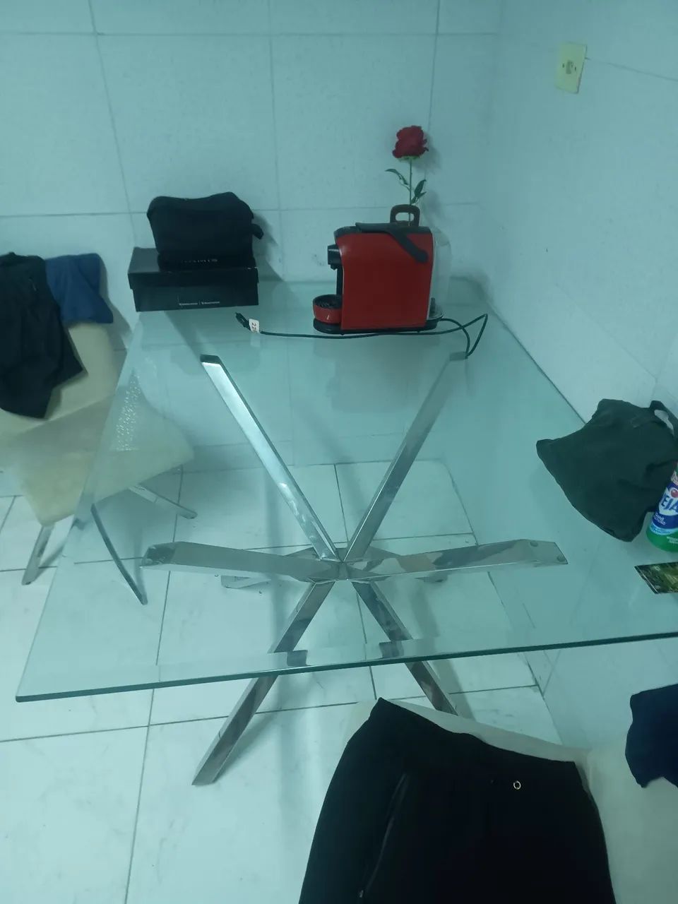 Mesa 4 cadeiras 