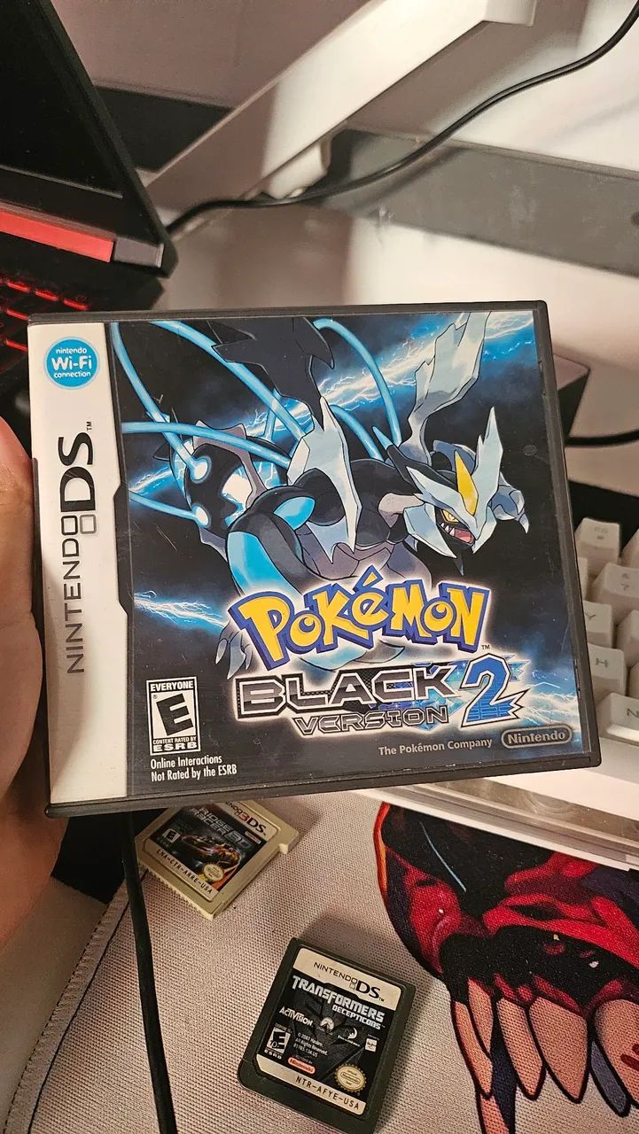 Capa pokemon black version 2 "Sem game"