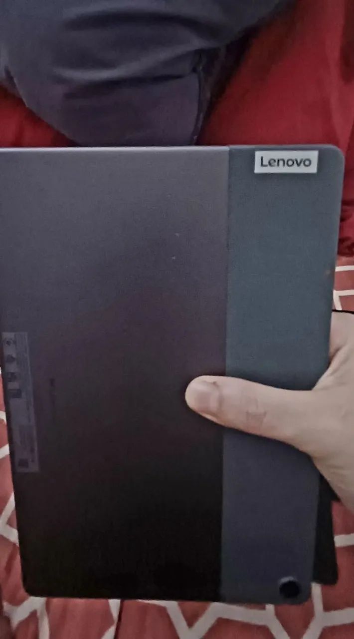 ?Tablet Lenovo Android semi novo com capa - R$700 - Foto 3