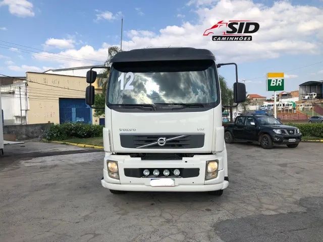 VOLVO 270 2012  - Foto 3