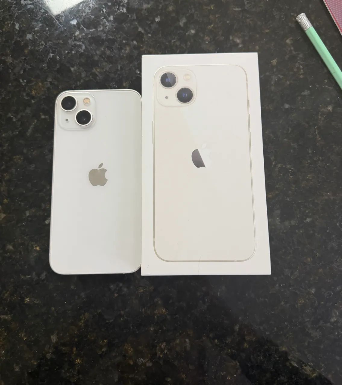 iPhone 13 