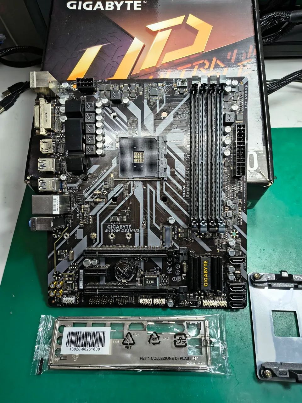 GIGABYTE B450M DS3H V2