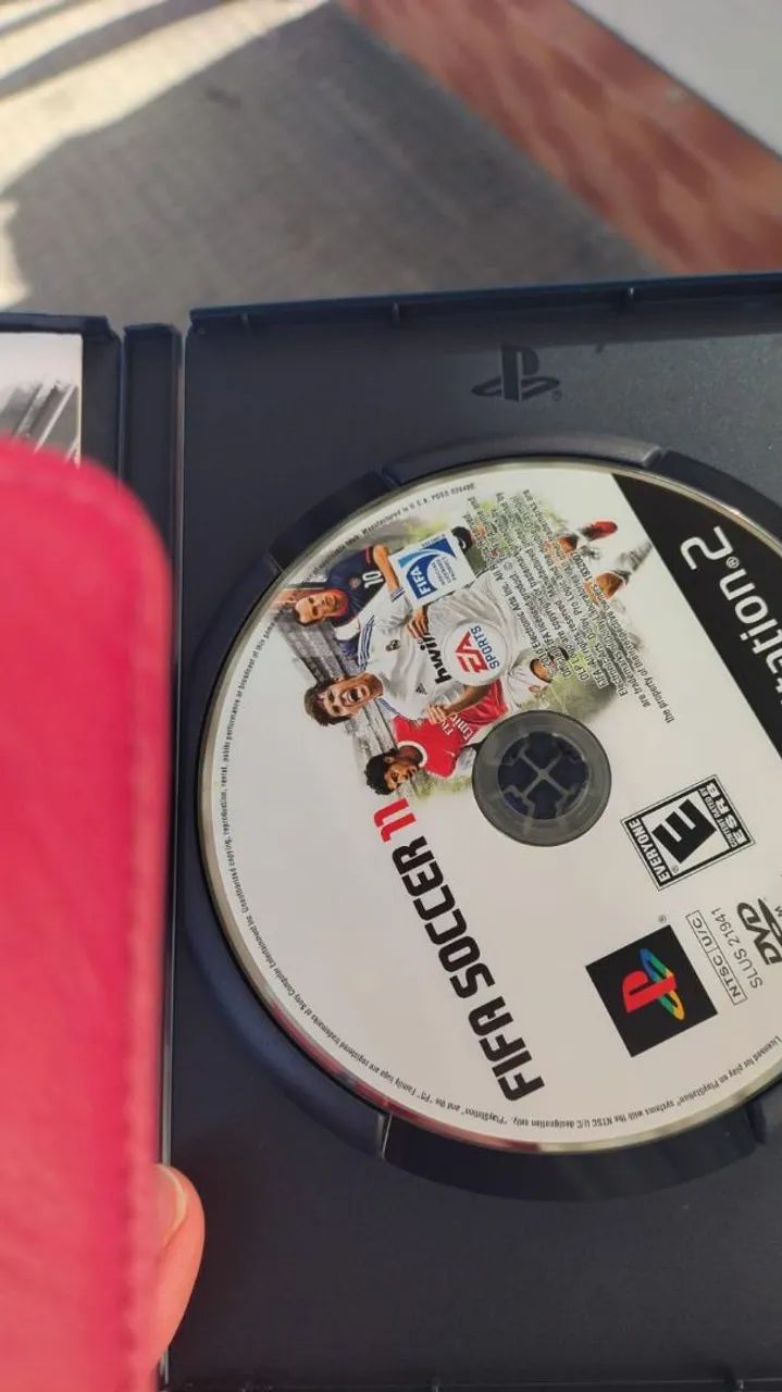 FIFA 11 PS2 original novíssimo  - Foto 2