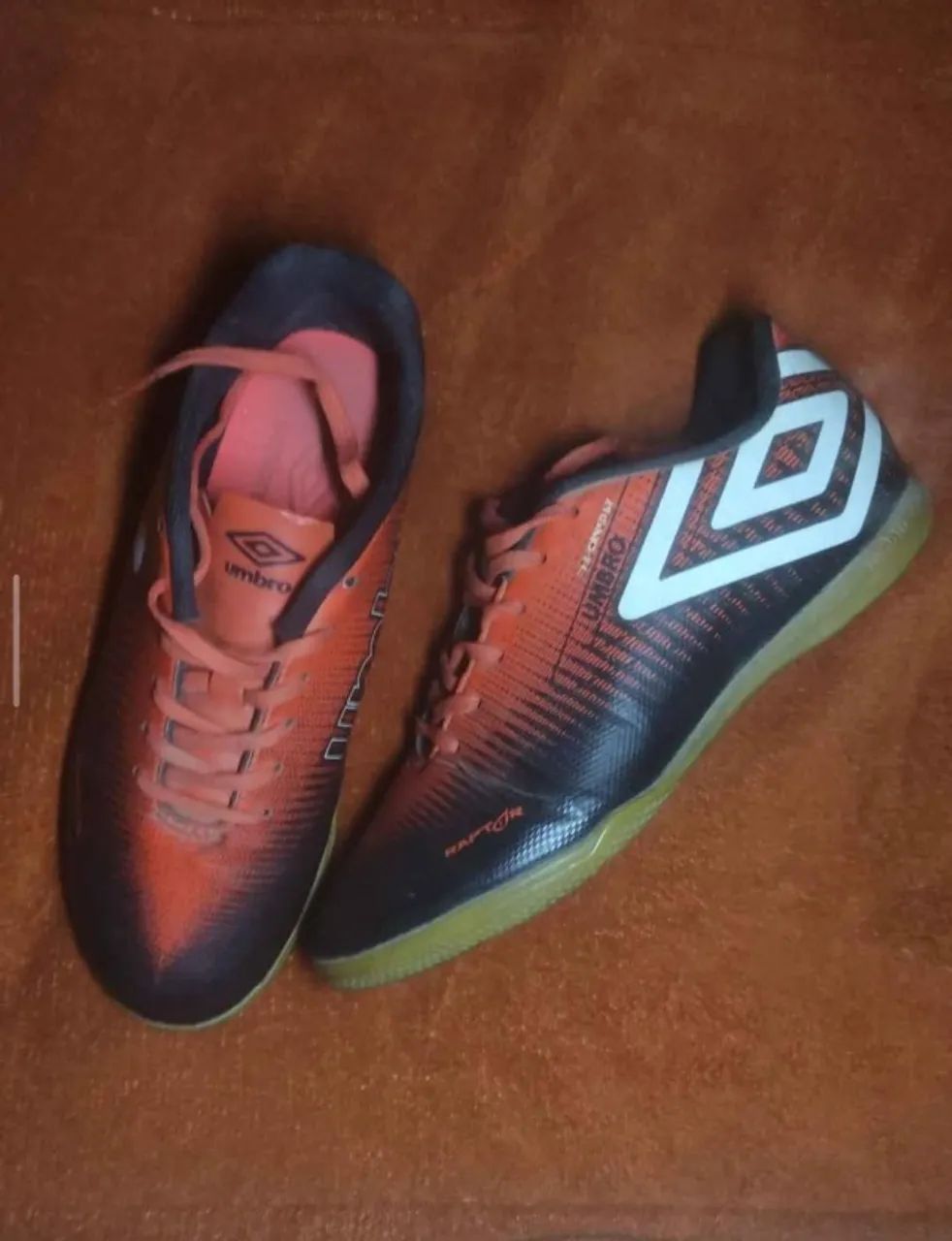 CHUTEIRA UMBRO 