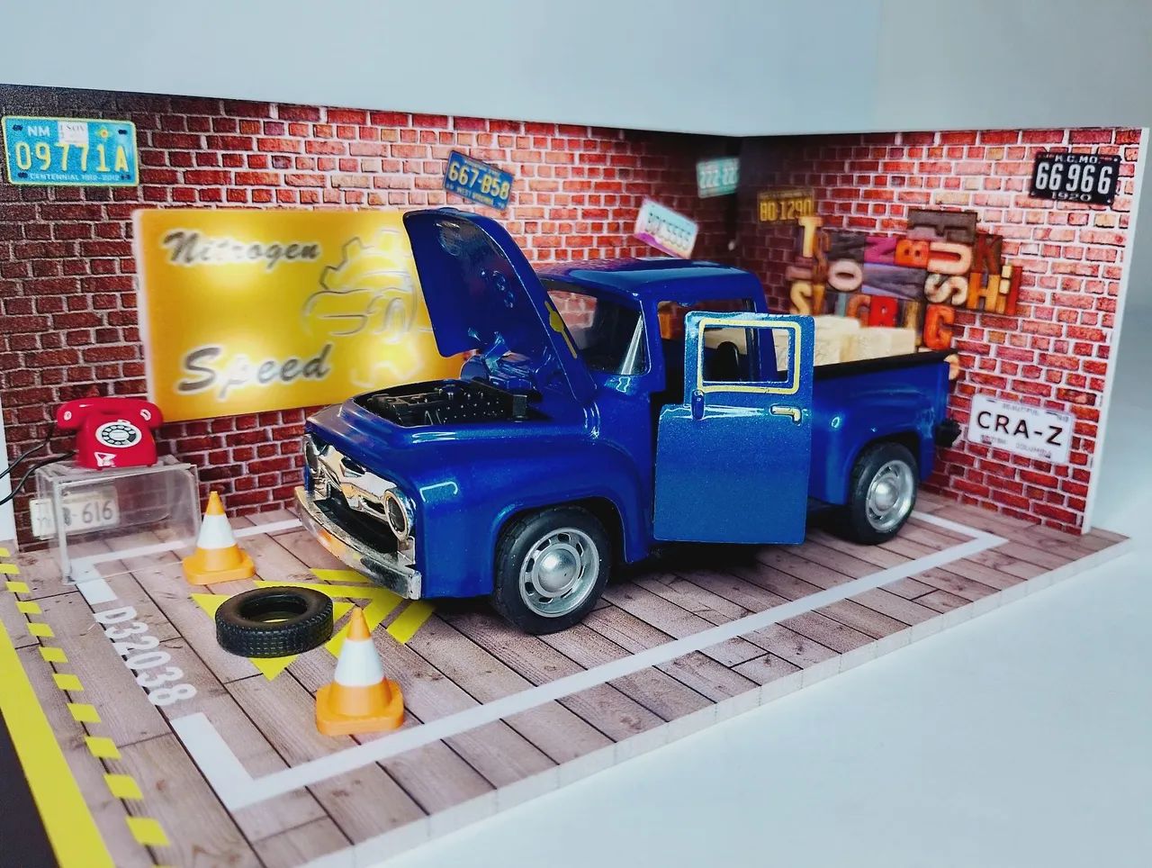 Miniatura de Pickup antiga com Diorama  - Foto 5