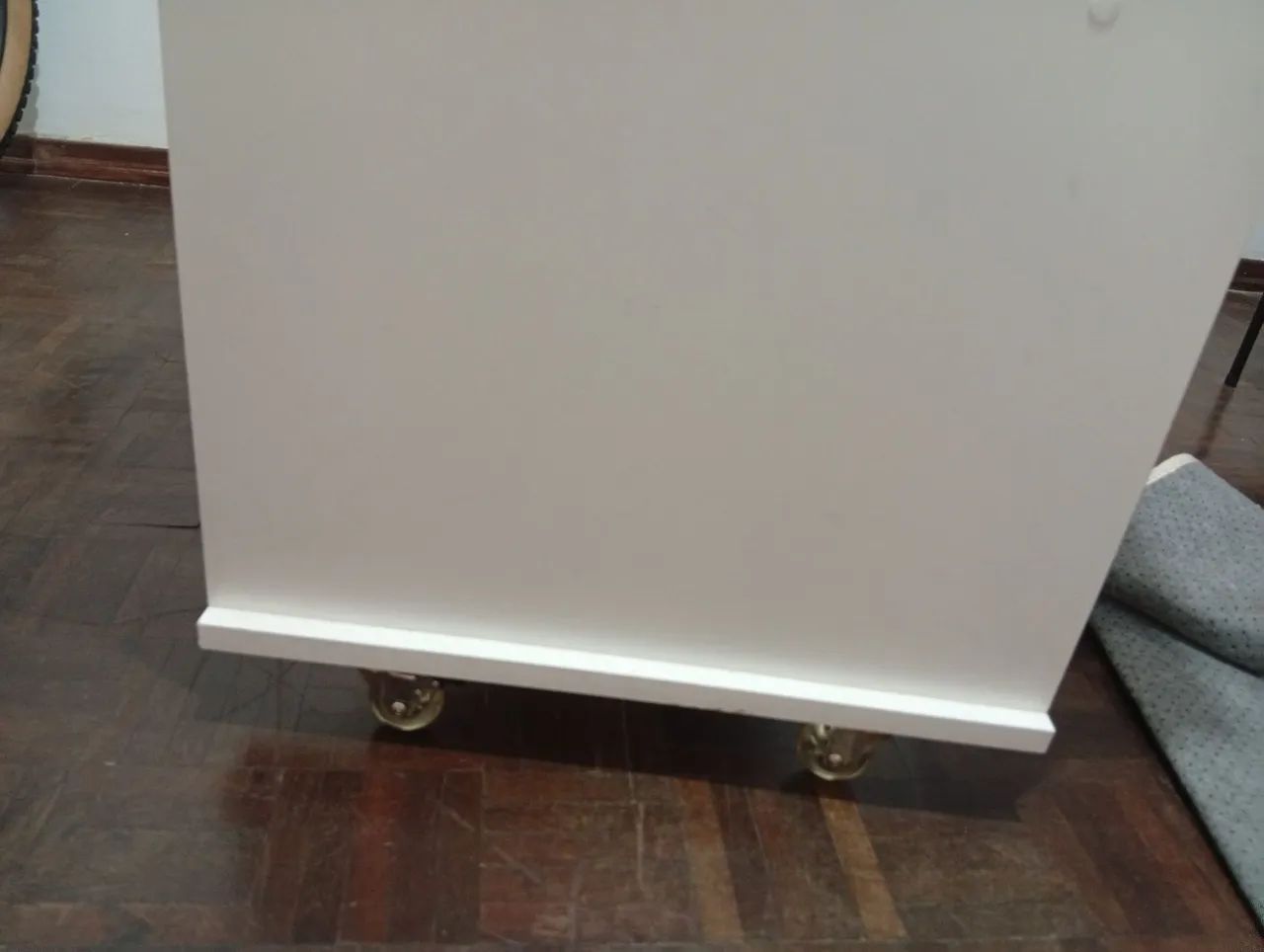 Mesa de centro com rodinhas  - Foto 4