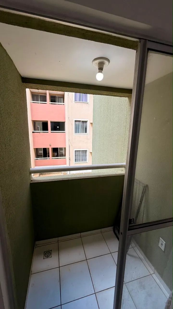 ALUGA-SE - APARTAMENTO COM 2 QUARTOS - Foto 2
