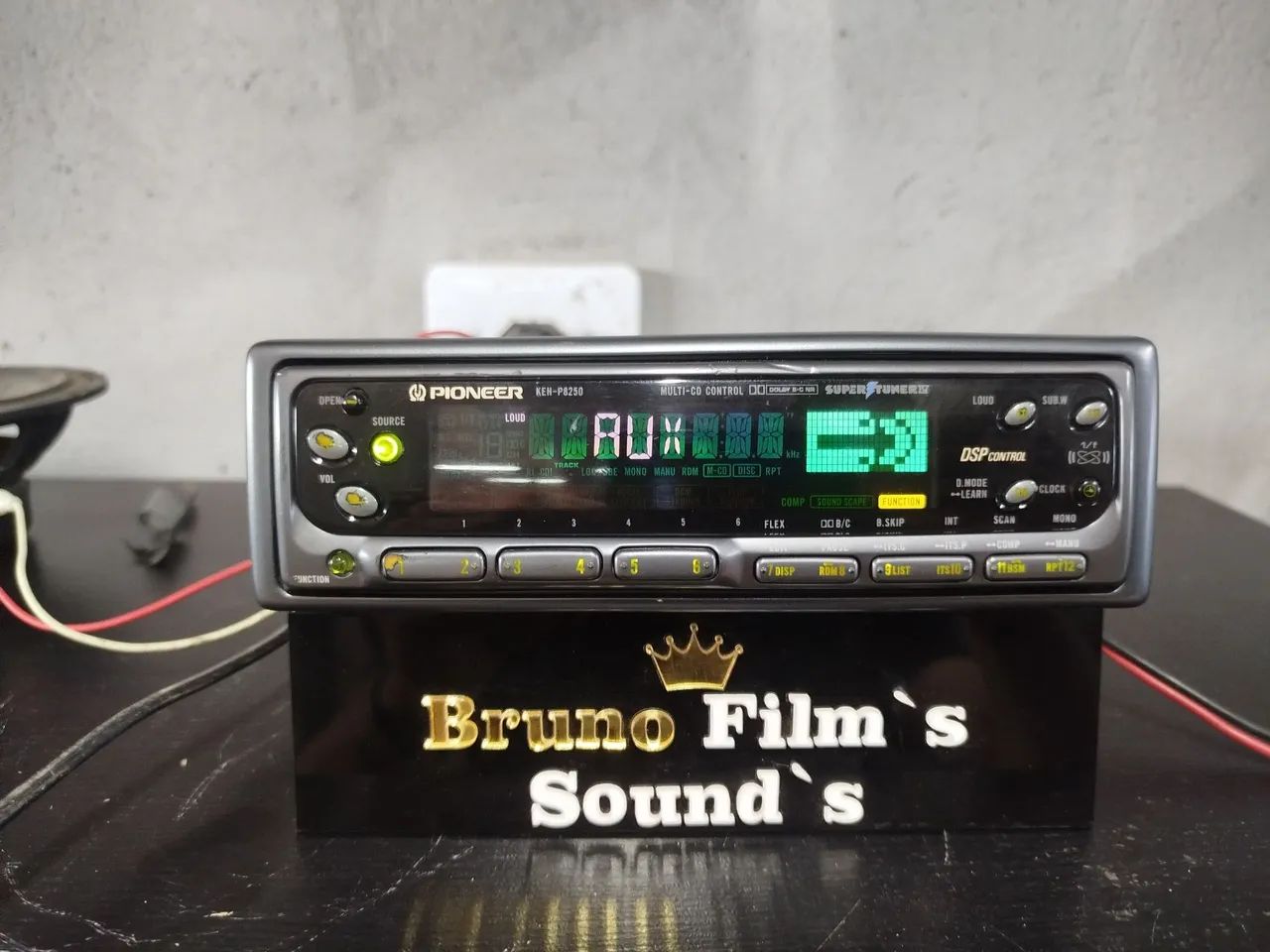 Pioneer 8200 - Foto 2