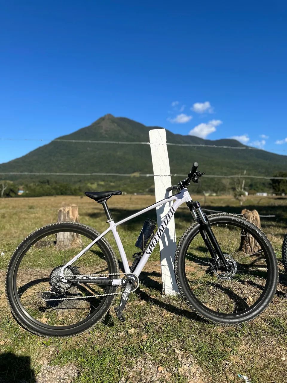 BICICLETA SPECIALIZED ARO 29 À VENDA