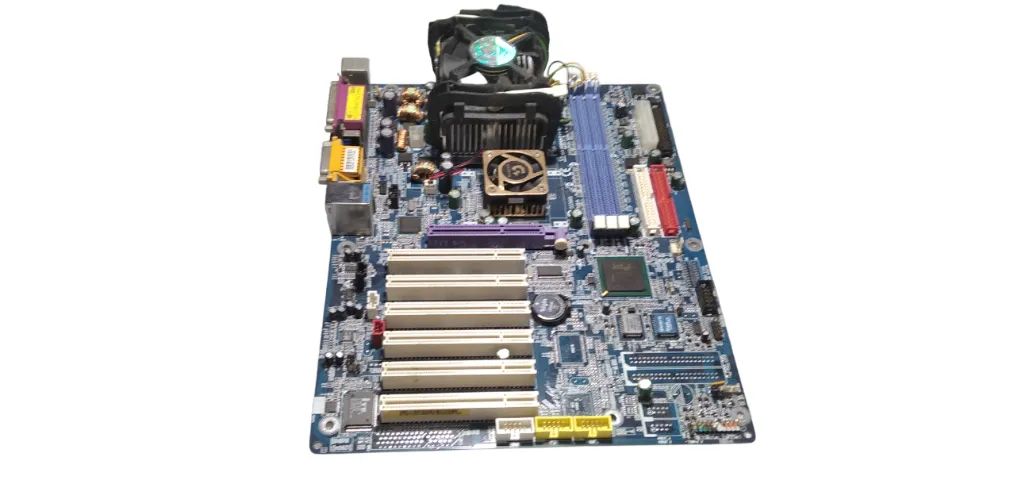 Placa-mãe P4 Titan 667 series GA-8GE667 - Foto 2