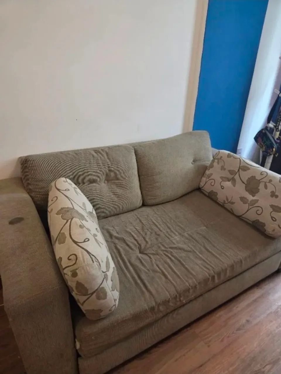 Sofá-Cama Casal 2 Lugares + Almofadas Confortável