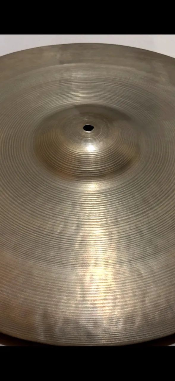Crash Ride Zildjian 20 polegadas Antigo década 40/50 - Foto 3