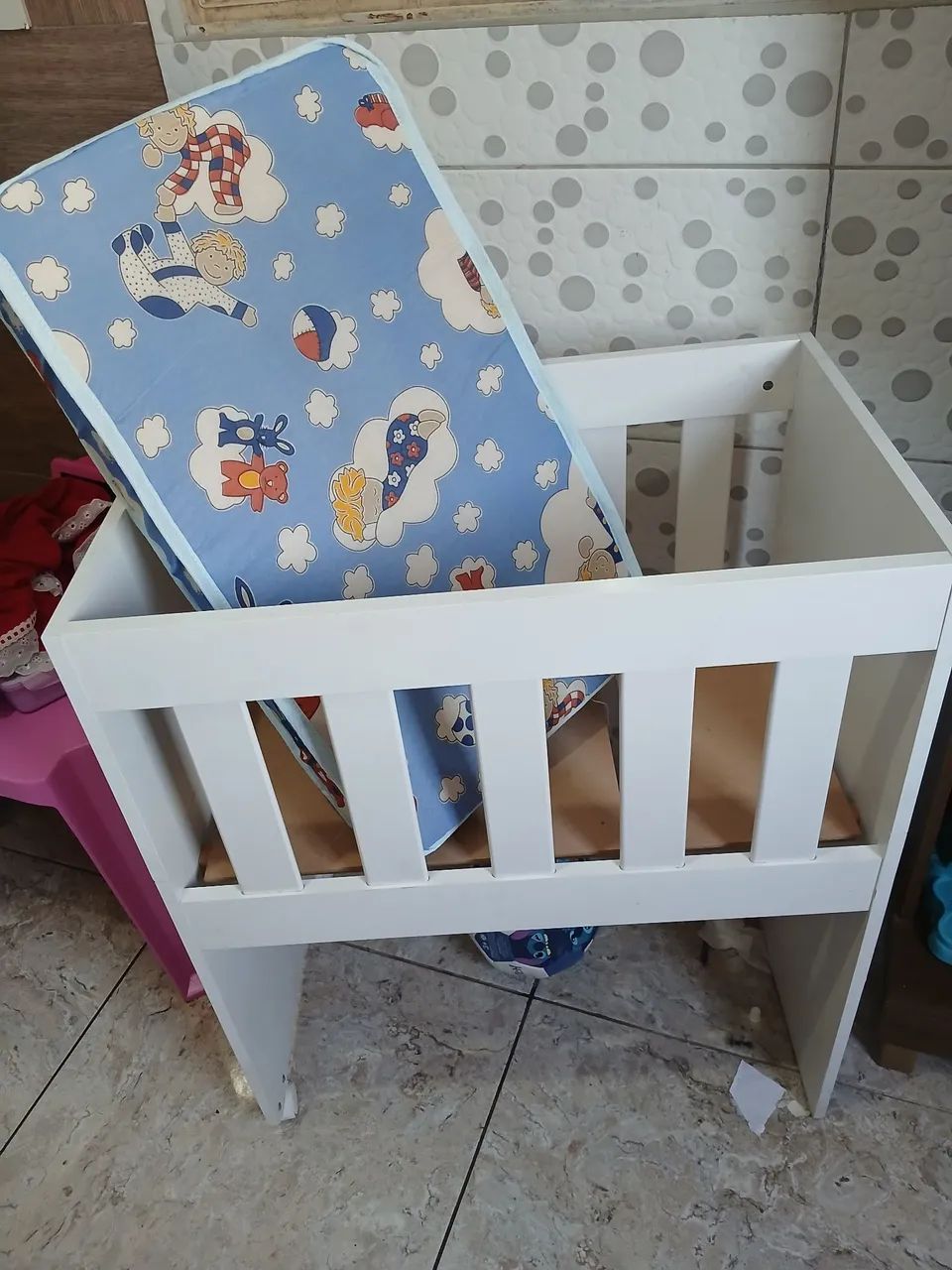 Vendo mini berço+colchão D18