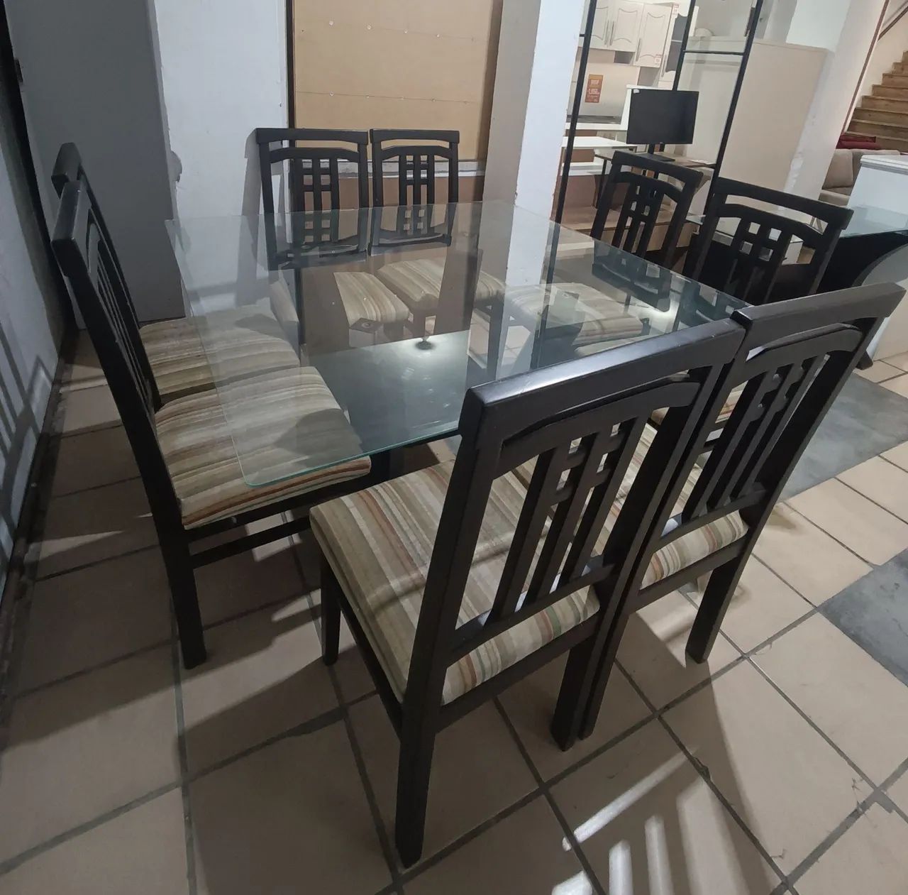 Mesa de Jantar com 8 Cadeiras  - Foto 2