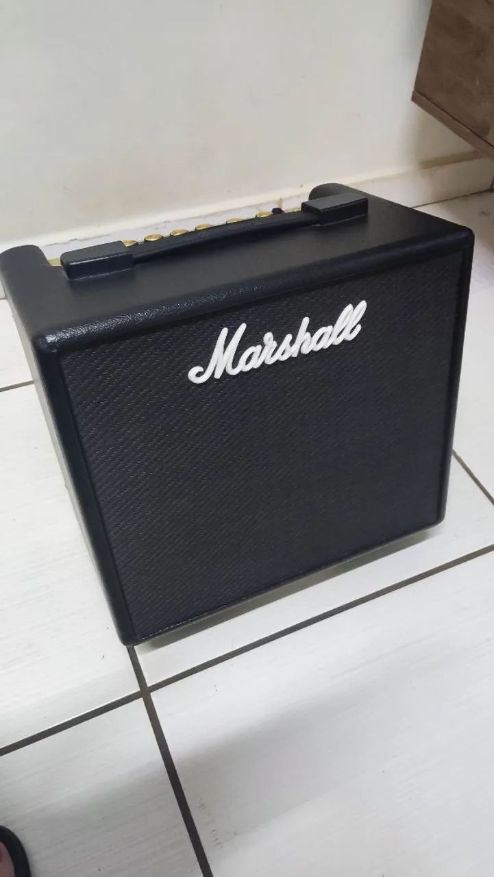 Amplificador Marshall Code 25 