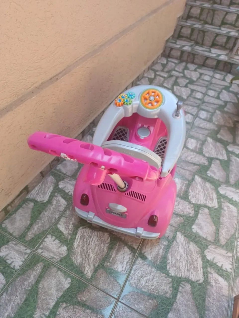 Carrinho de passeio fusca rosa - Foto 2