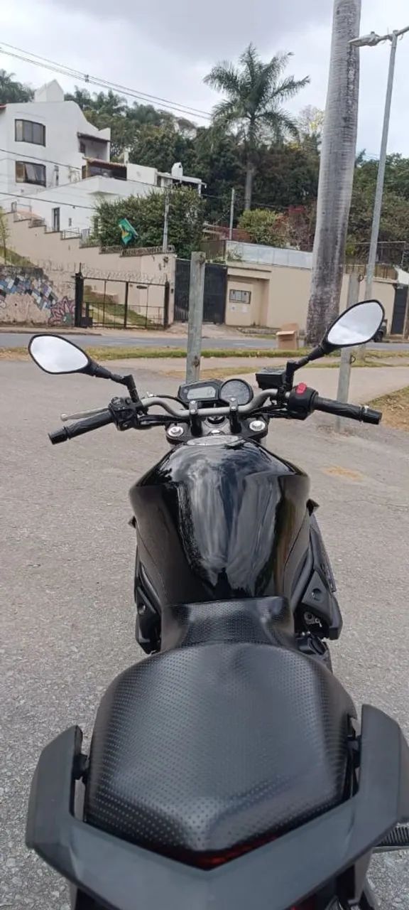 YAMAHA XJ6N 2012 - Foto 4